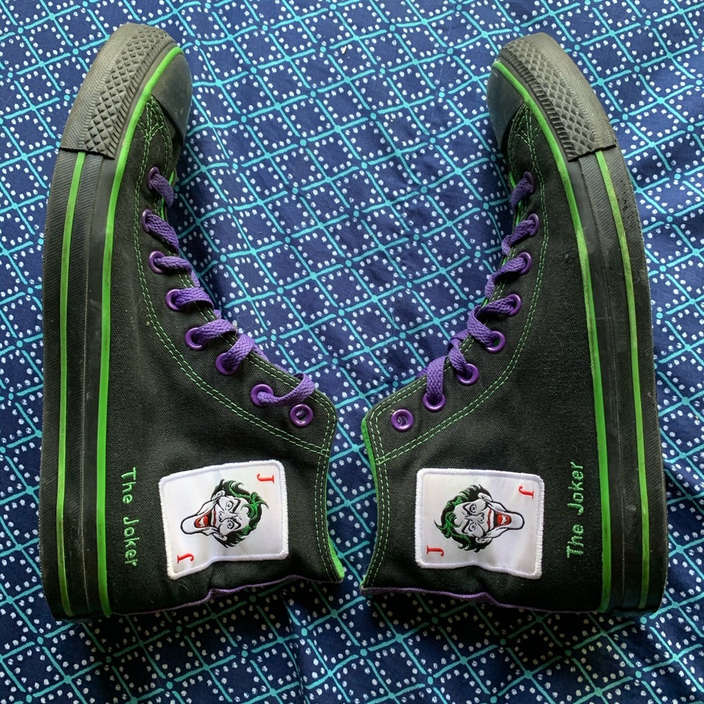 (RARE) Joker Embroidered Converse